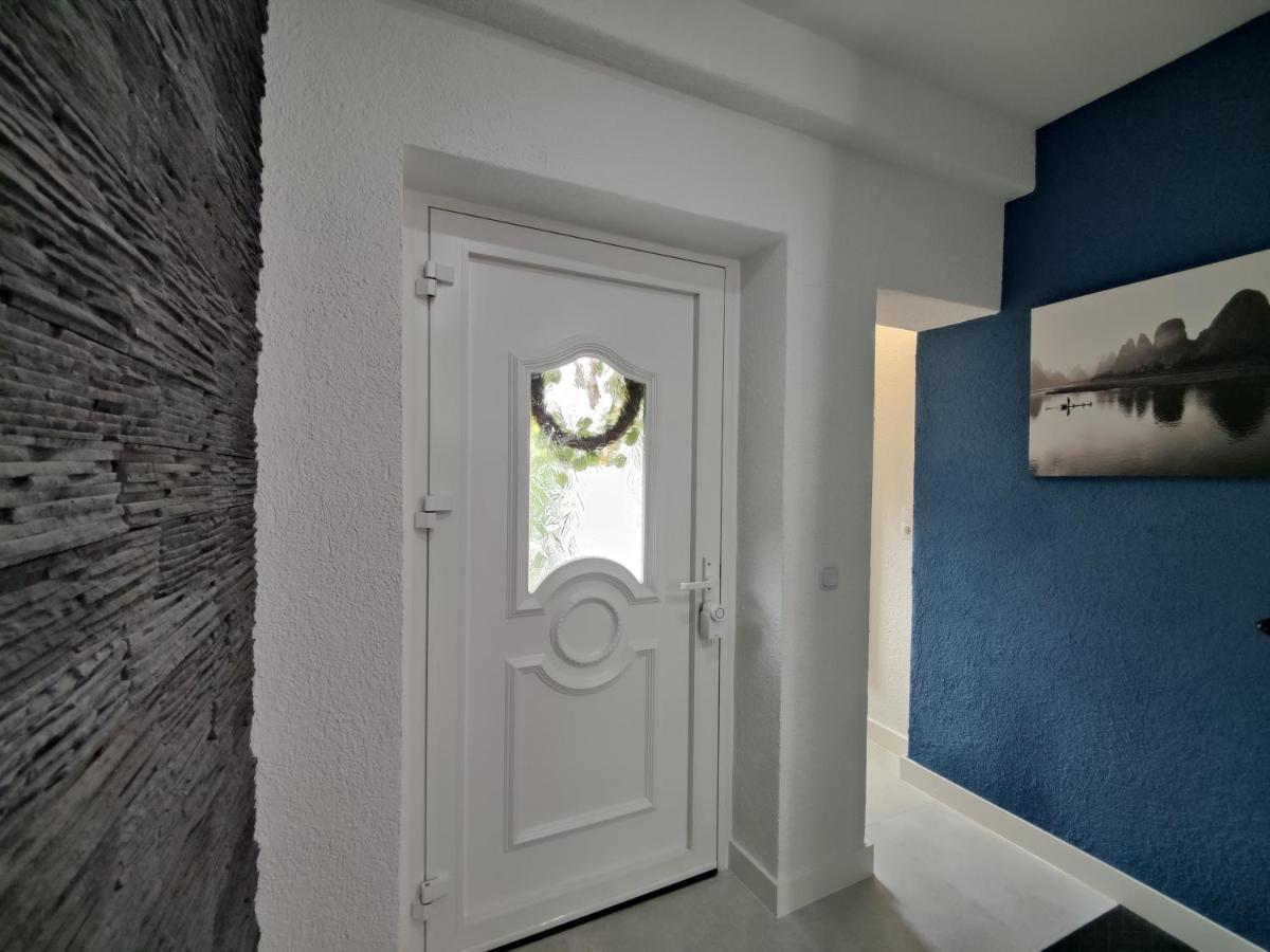 Ferienhaus Villa Adelsberg Mit Dachterrasse In Zentraler Lage Fuer Bis Zu 10 Personen Chemnitz Exterior foto
